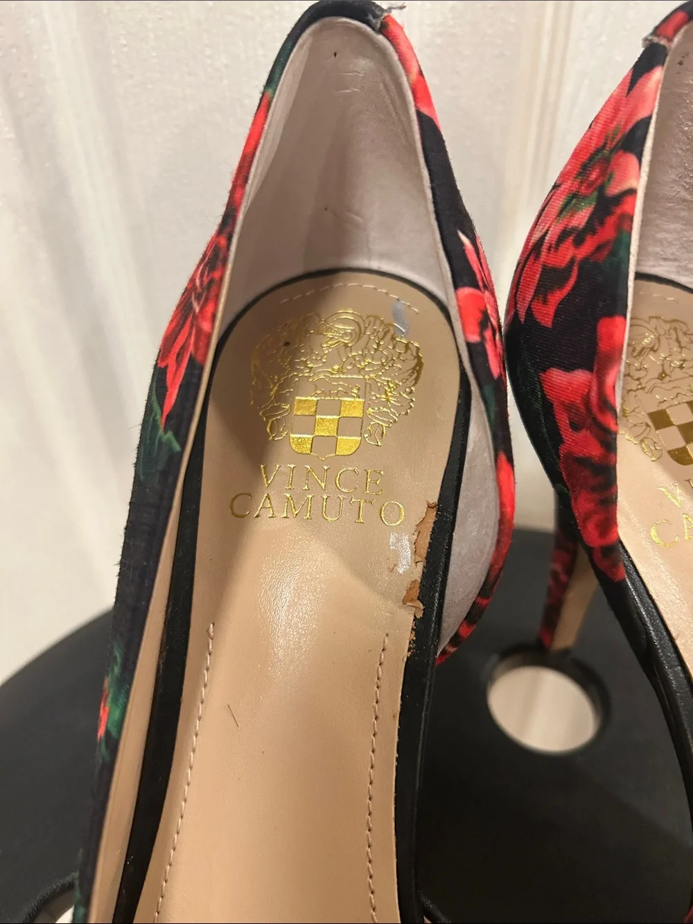 Vince Camuto Floral Pumps Size 9.5